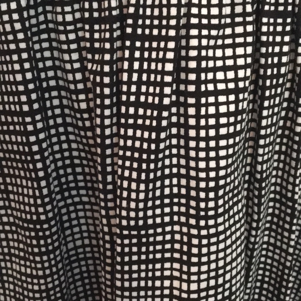 Express Dress - Picture 5 of 7